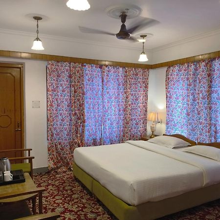 Hotel Season Palace Srinagar  Exterior photo